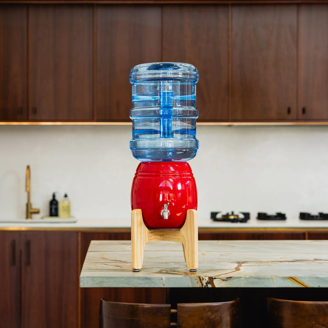 Wonder Well - Sara - Premium Ceramic Dispenser (Includes 2 Returnable Bottles)